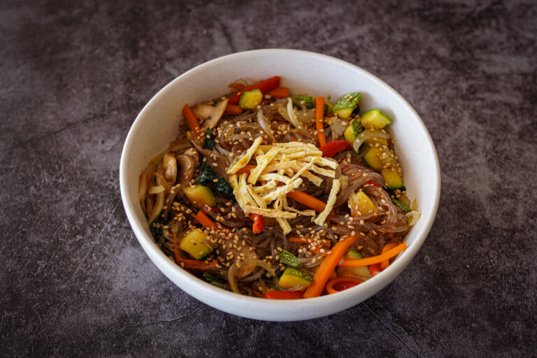 Itaewon - Japchae Vegetariano